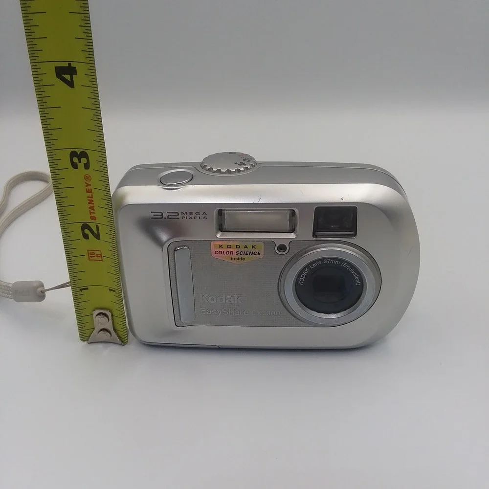 Kodak EasyShare CX7300 3.2MP Digital Camera & Manual Silver‎ - Tested Working
